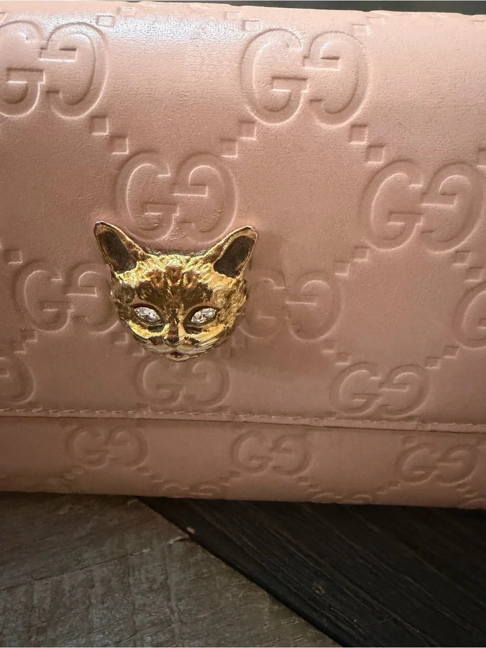 Gucci Pink Blush GG Embossed Leather Wallet with Gold Cat Head